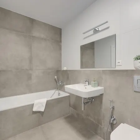 Apartament Bazova With Free Parking