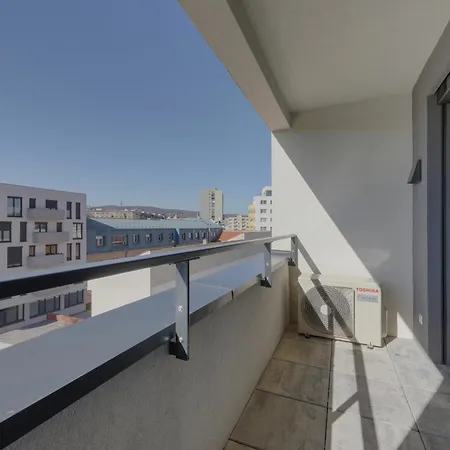 Bazova With Free Parking Apartament *